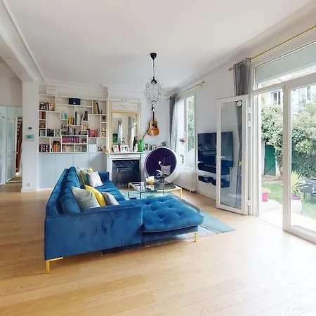 Grande Maison Dans Avec Jardin Вилла